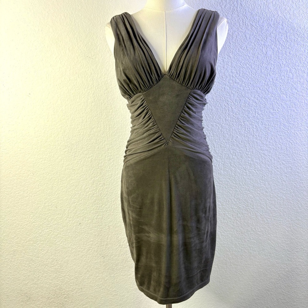 ✨ BEBE Deep V Ruched Bodycon Dress – Slate Gray – Size Small ✨